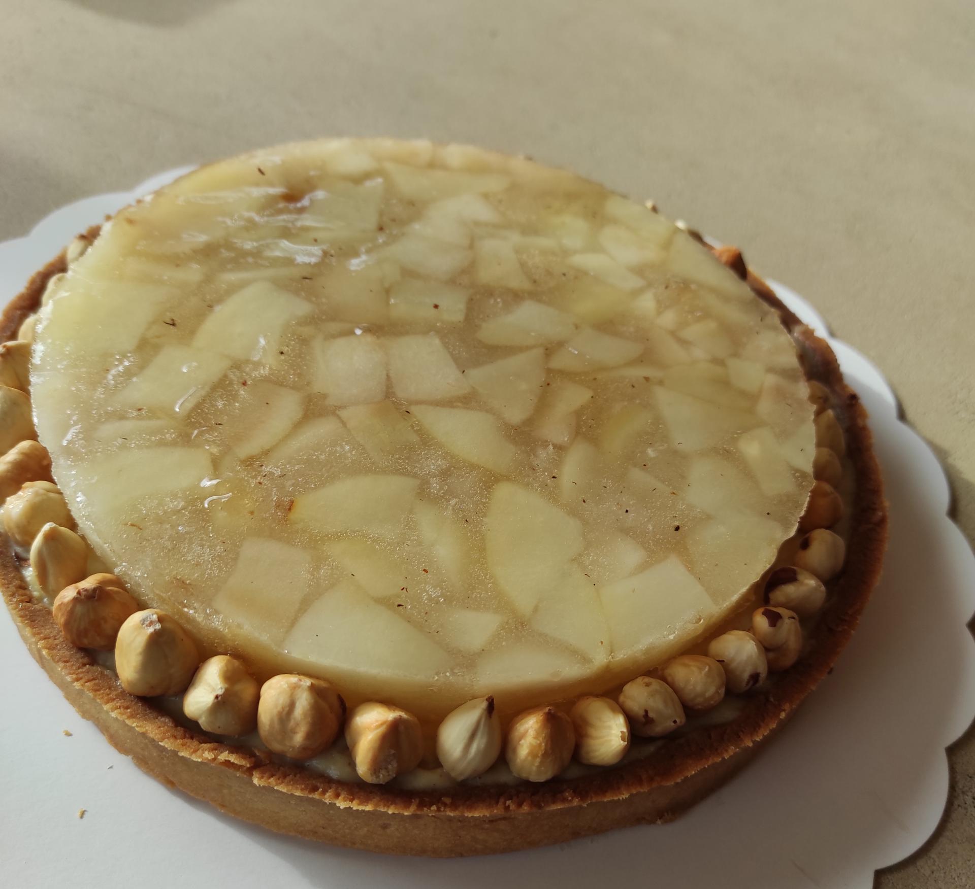 Tarte aux poires et noisettes