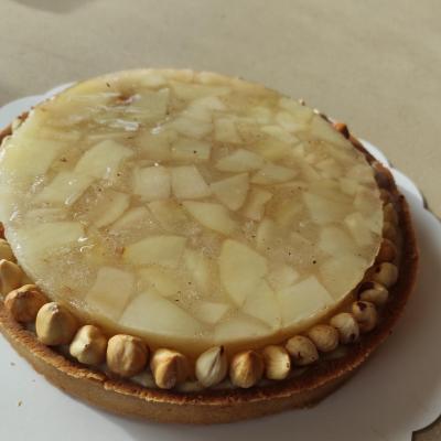 Tarte aux poires et noisettes